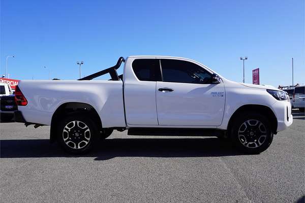 2022 Toyota Hilux SR GUN126R 4X4