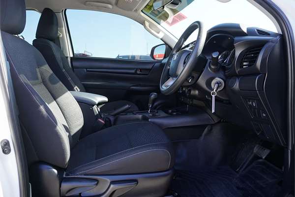 2022 Toyota Hilux SR GUN126R 4X4