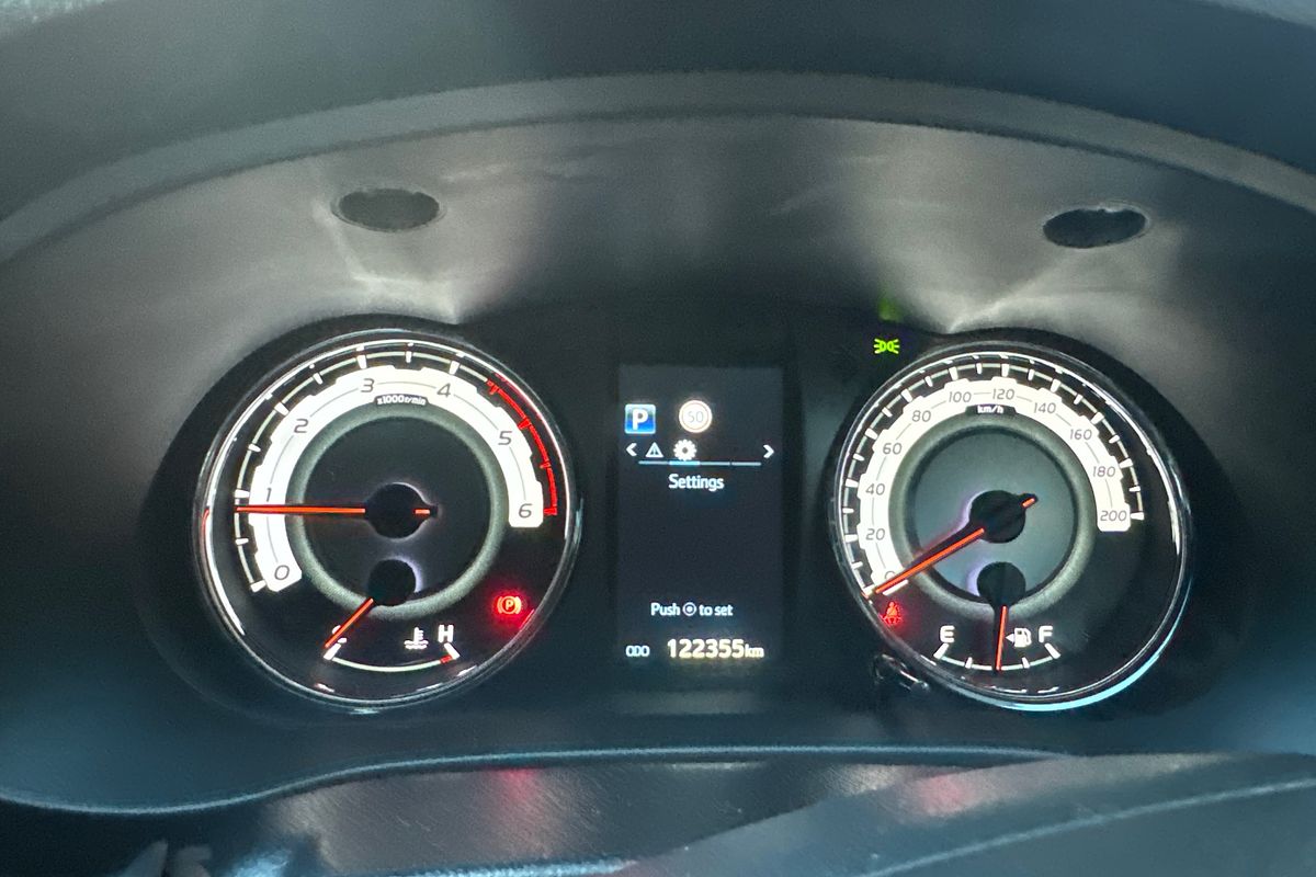 2019 Toyota Hilux Rogue GUN126R 4X4