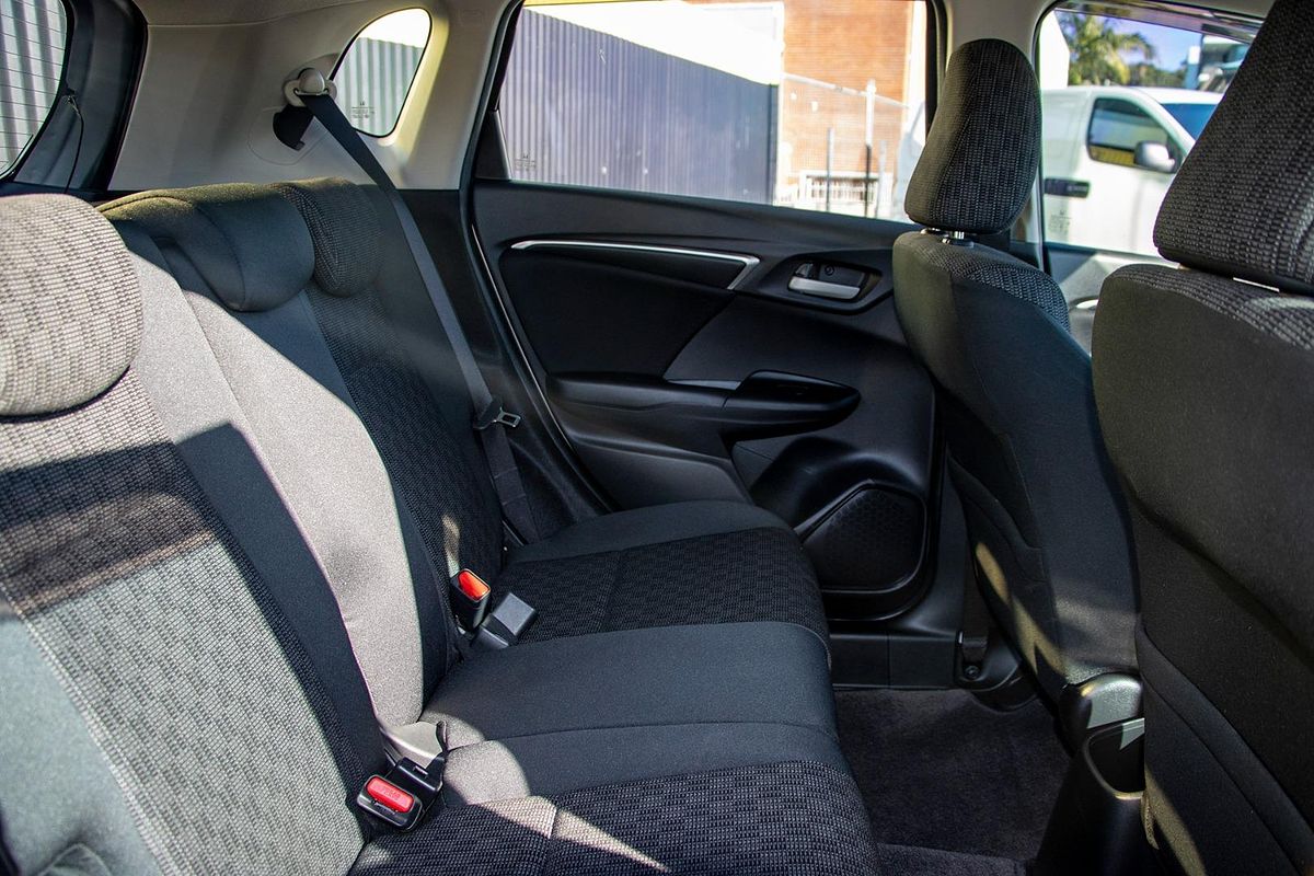 2015 Honda Jazz VTi GF