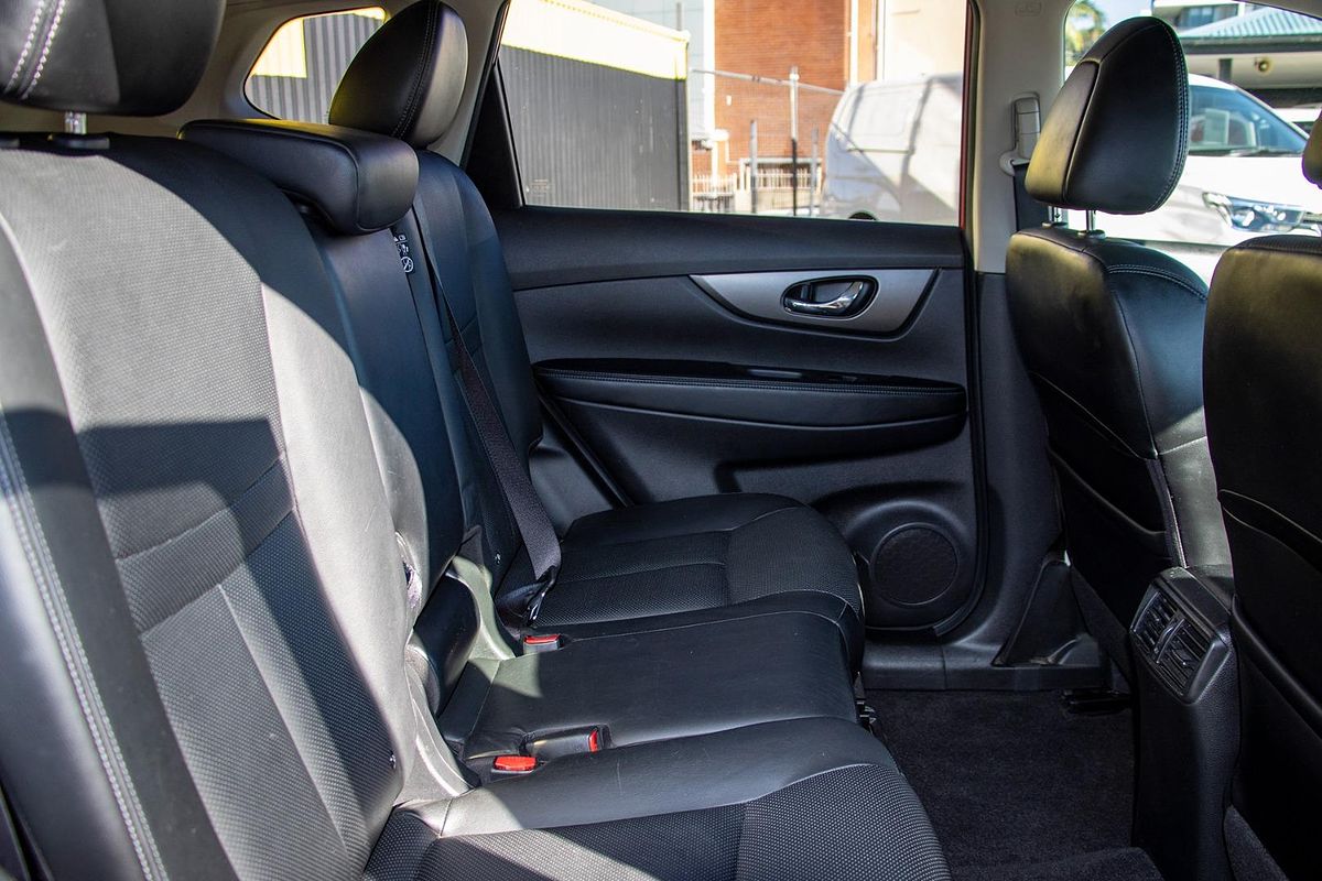 2015 Nissan X-TRAIL ST-L T32