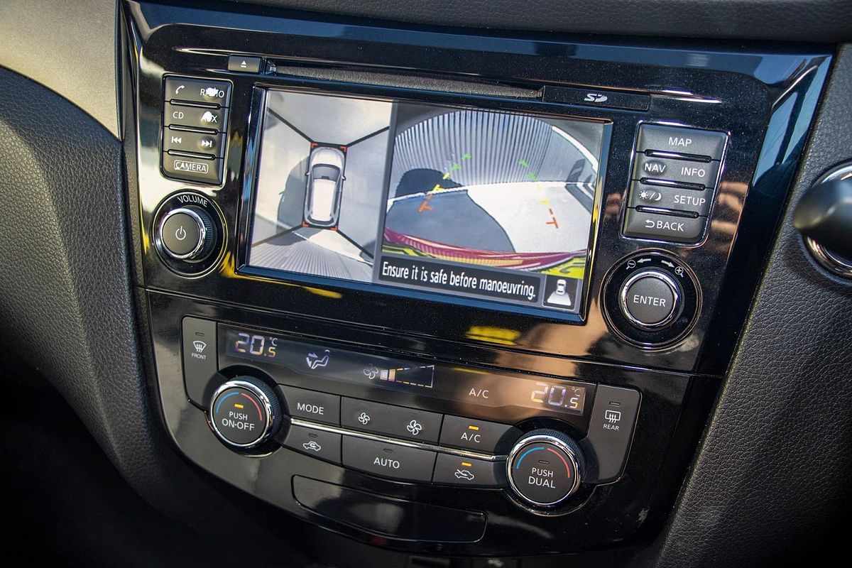 2015 Nissan X-TRAIL ST-L T32