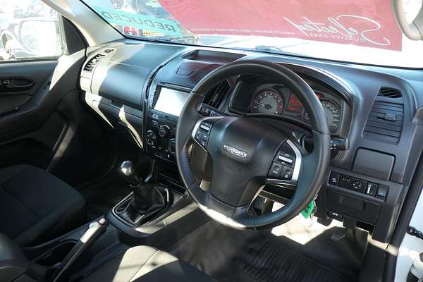 2017 Isuzu D-MAX SX 4X4