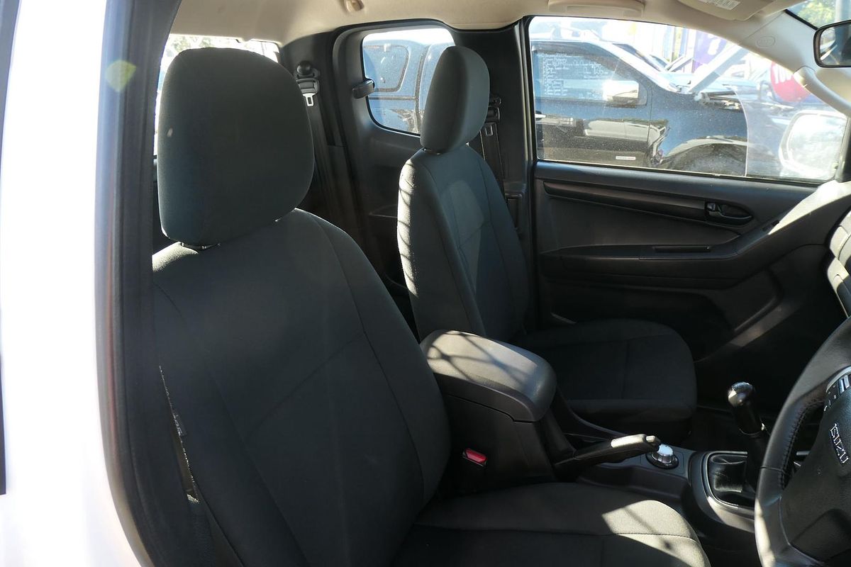 2017 Isuzu D-MAX SX 4X4