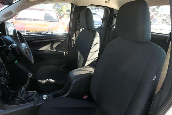 2017 Isuzu D-MAX SX 4X4
