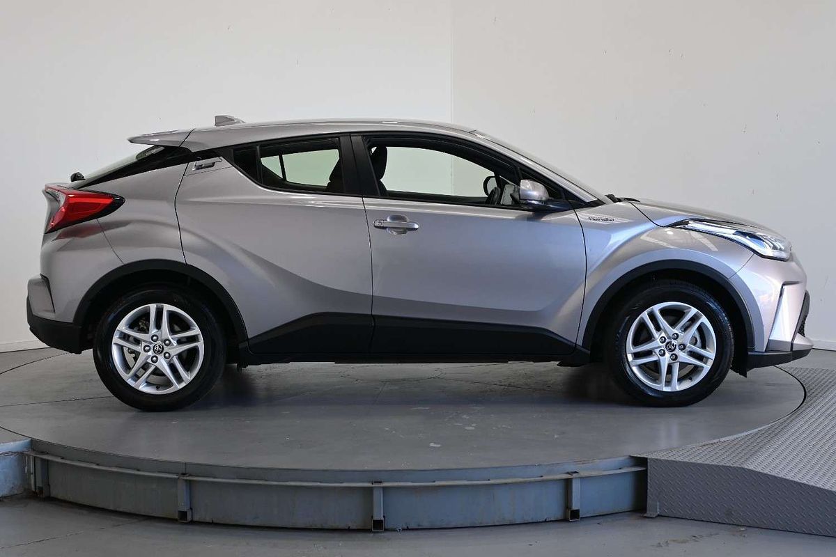 2023 Toyota C-HR GXL NGX10R
