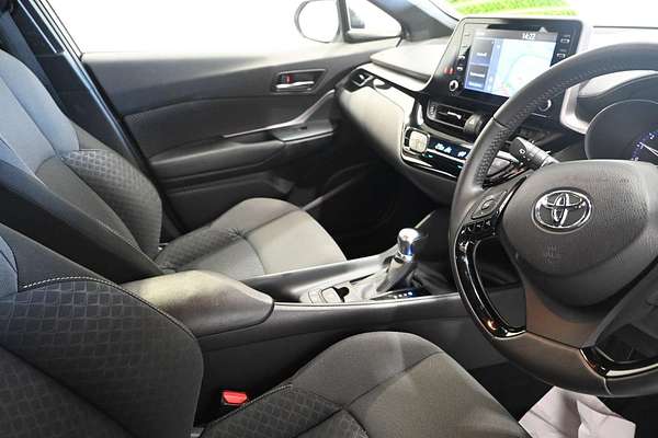 2023 Toyota C-HR GXL NGX10R
