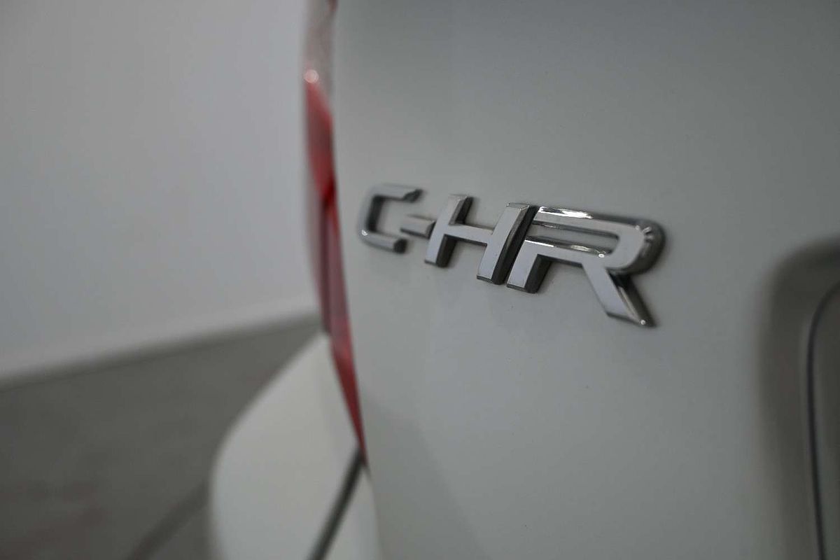 2023 Toyota C-HR GXL NGX10R
