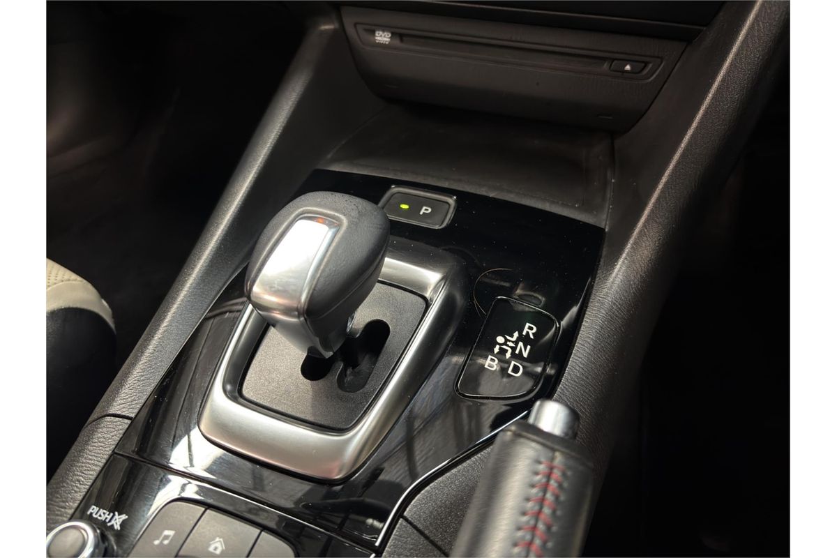 2013 Mazda AXELA Hybrid S L-PKG