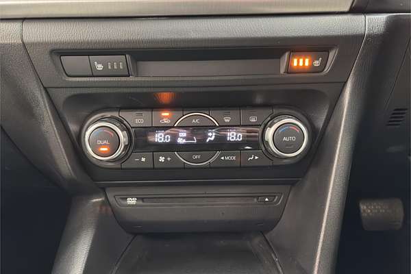 2013 Mazda AXELA Hybrid S L-PKG