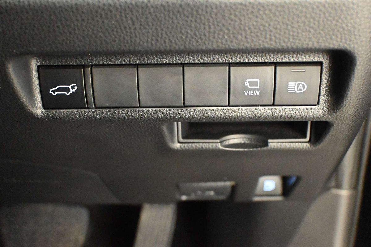 2022 Toyota RAV4 Cruiser AXAH52R