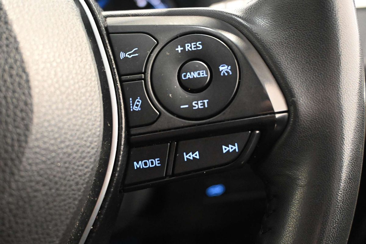 2022 Toyota RAV4 Cruiser AXAH52R