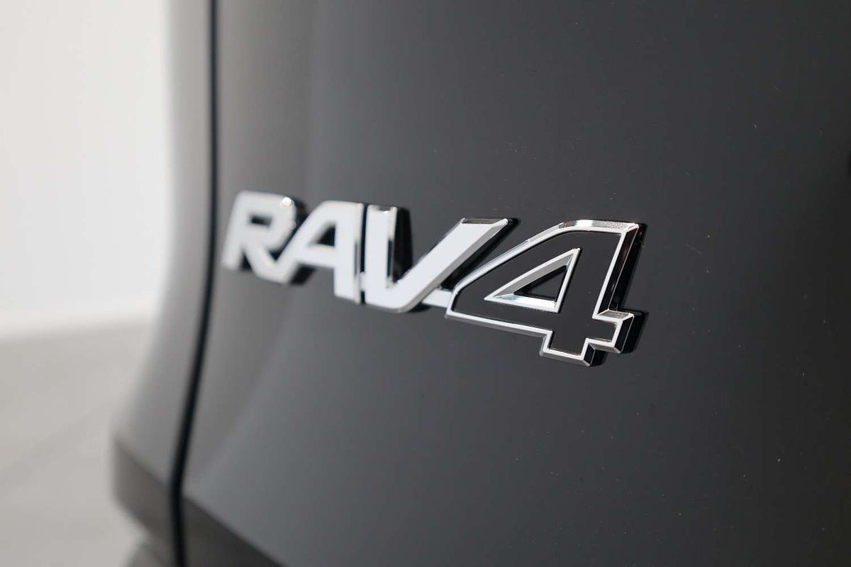 2022 Toyota RAV4 Cruiser AXAH52R