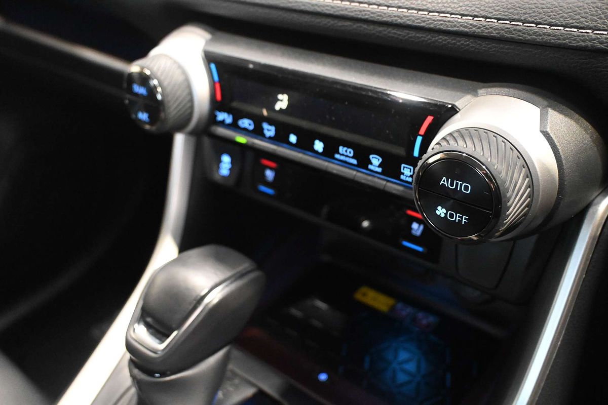 2022 Toyota RAV4 Cruiser AXAH52R