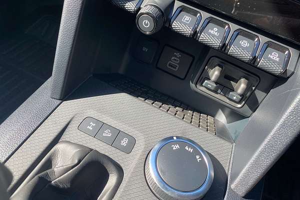 2025 Volkswagen Amarok TDI405 Core NF 4X4