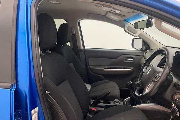 2017 Mitsubishi Triton GLS MQ 4X4