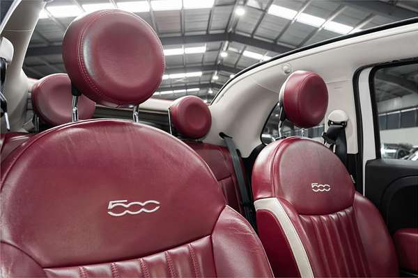 2019 Fiat 500C Lounge Series 6