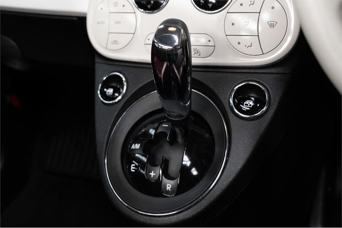 2019 Fiat 500C Lounge Series 6