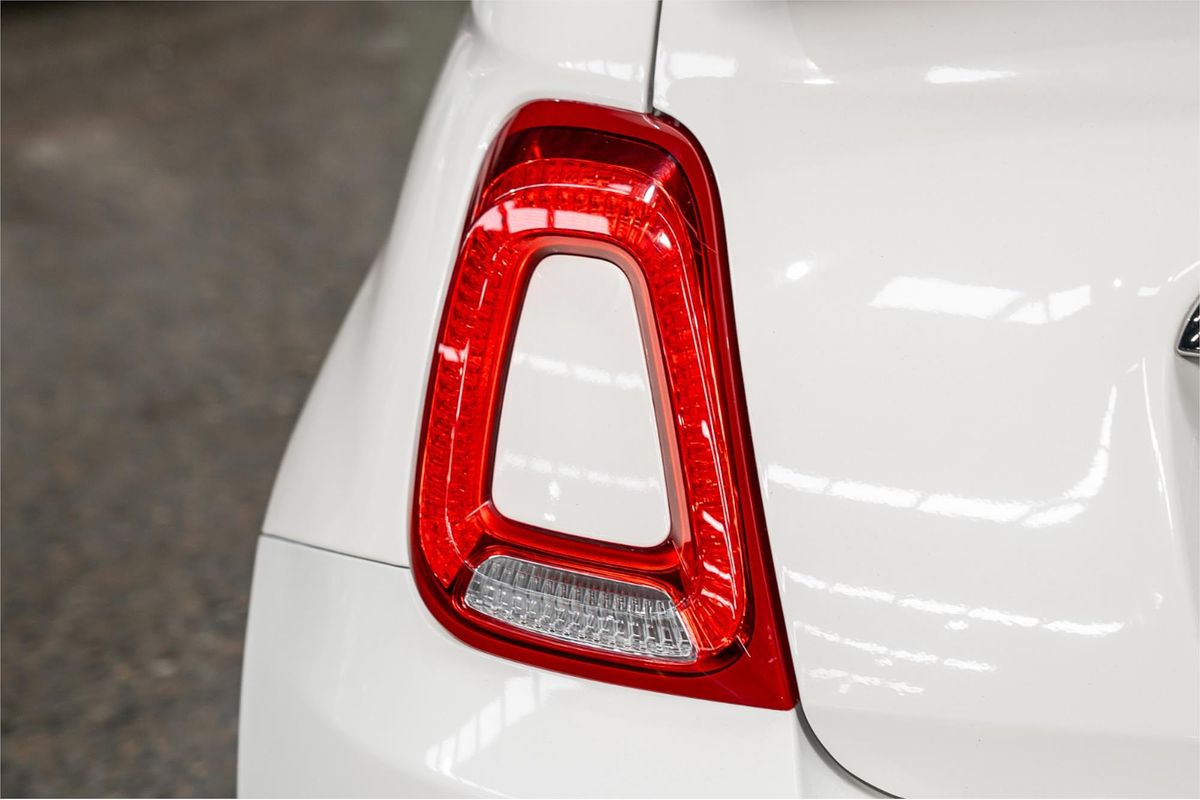 2019 Fiat 500C Lounge Series 6