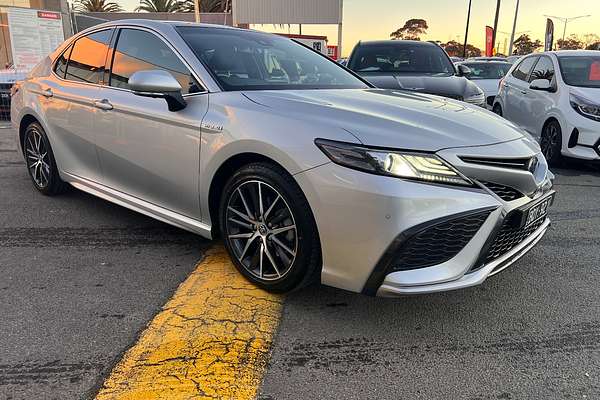 2021 Toyota Camry SL AXVH70R