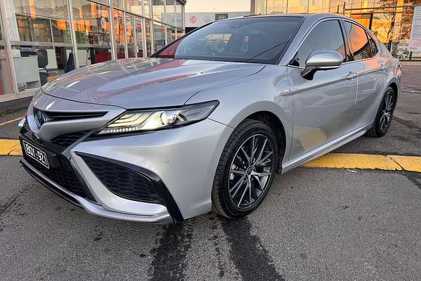 2021 Toyota Camry SL AXVH70R