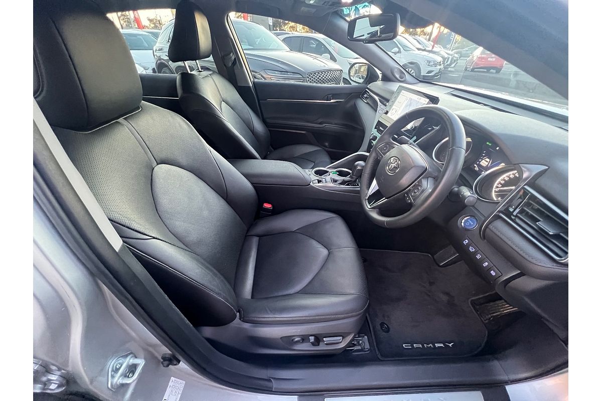 2021 Toyota Camry SL AXVH70R