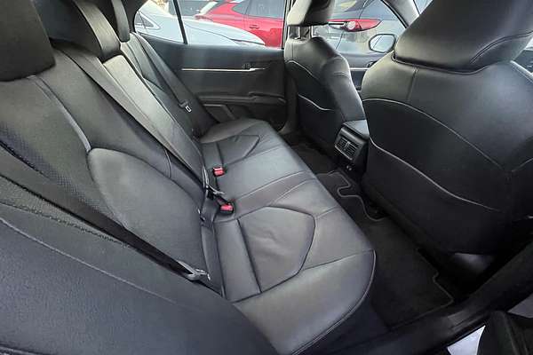 2021 Toyota Camry SL AXVH70R