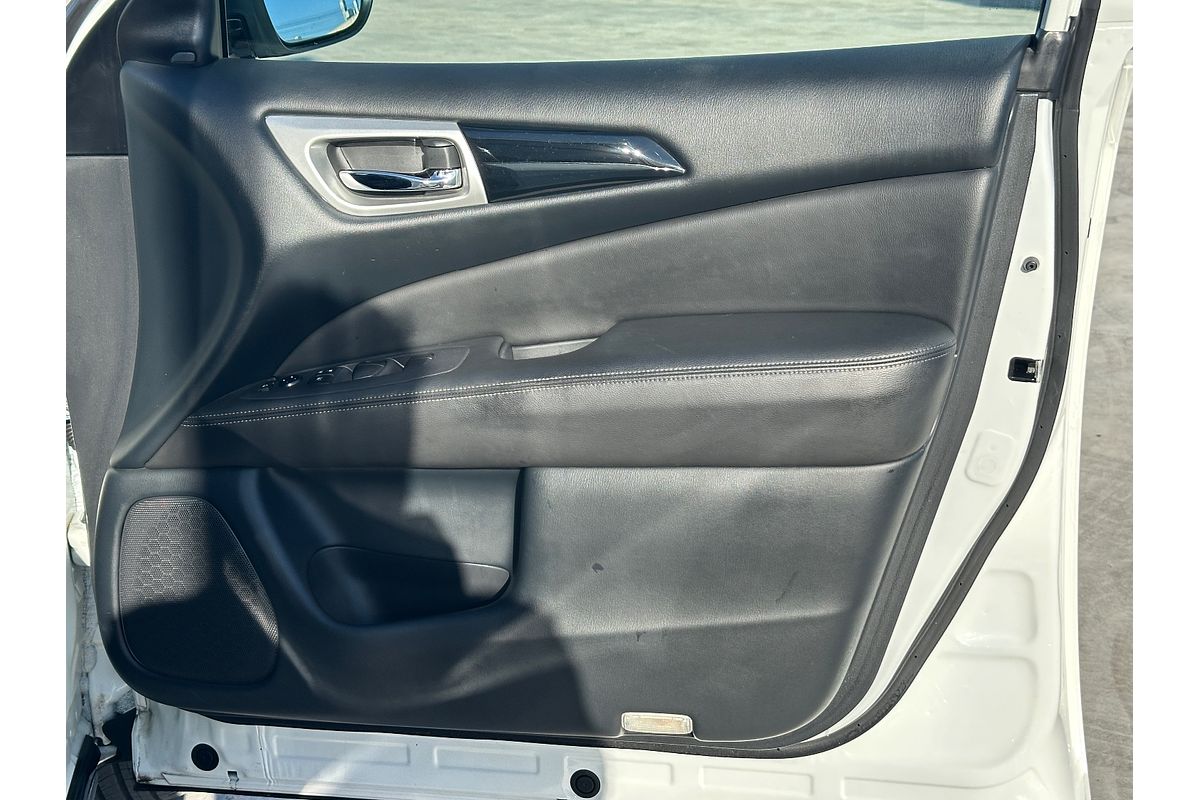 2018 Nissan Pathfinder ST-L R52 Series II