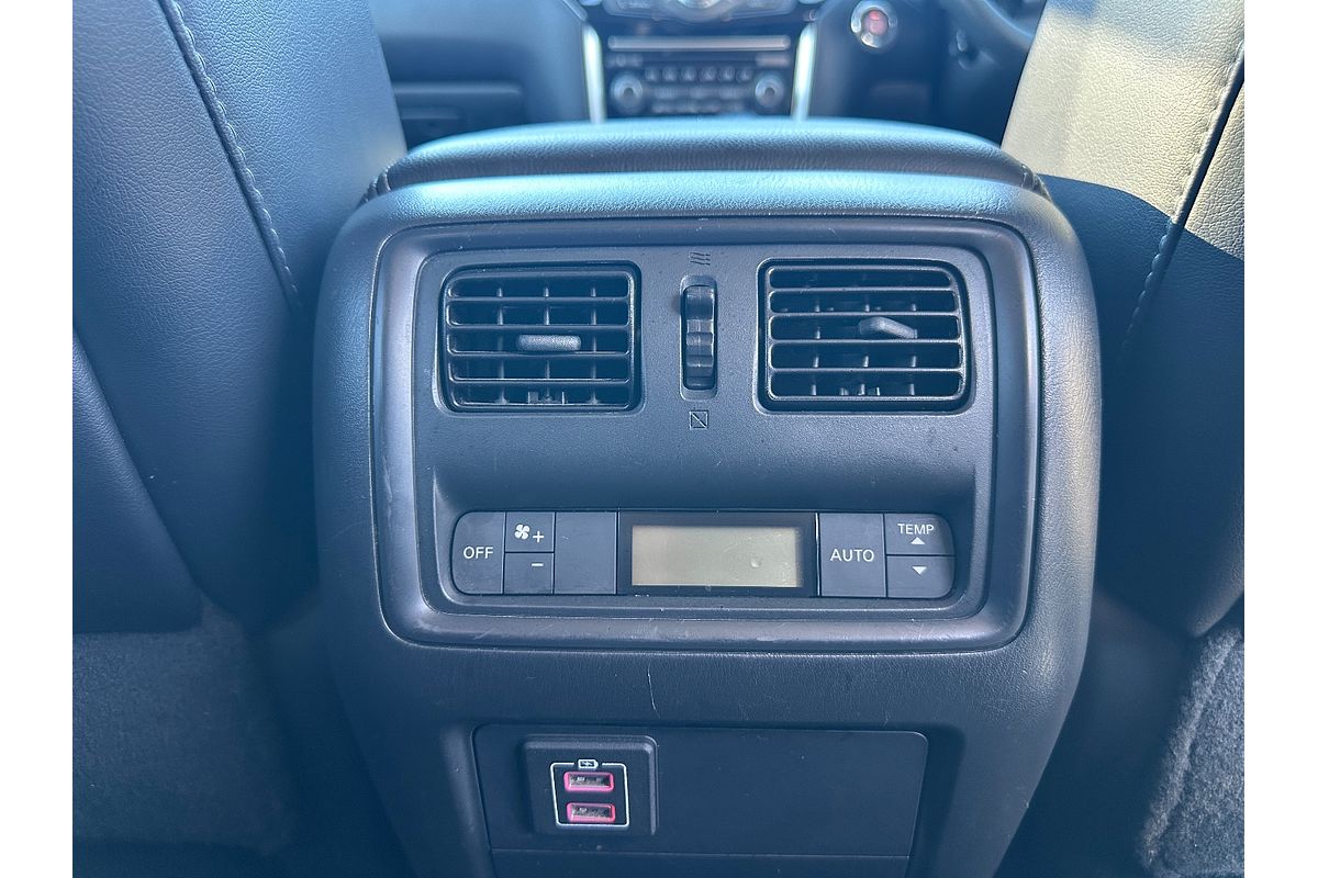 2018 Nissan Pathfinder ST-L R52 Series II