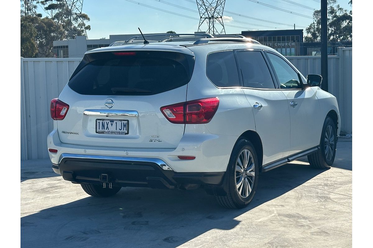 2018 Nissan Pathfinder ST-L R52 Series II