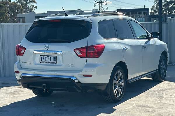 2018 Nissan Pathfinder ST-L R52 Series II