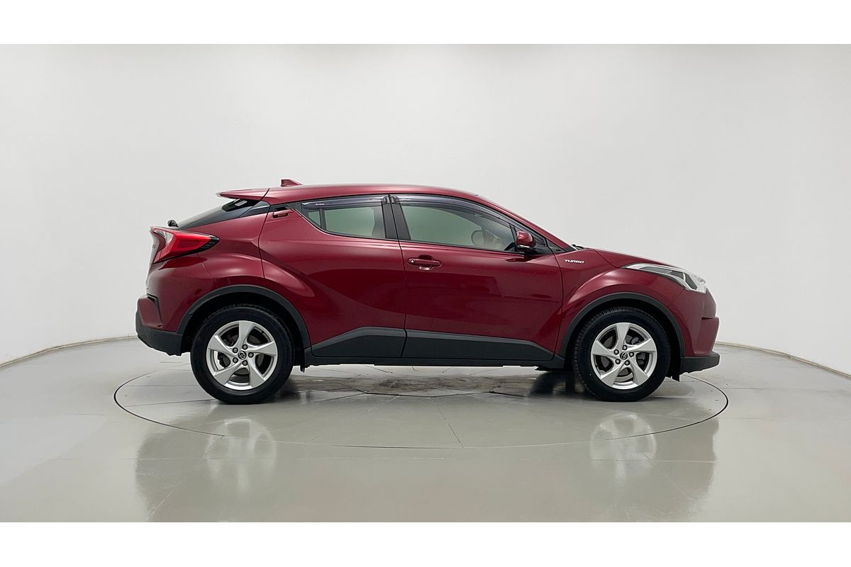 2017 Toyota C-HR NGX10R
