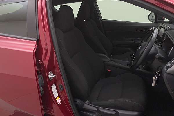 2023 Toyota RAV4 Cruiser AXAH54R