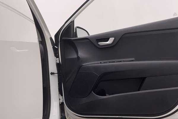 2023 Kia Stonic S YB