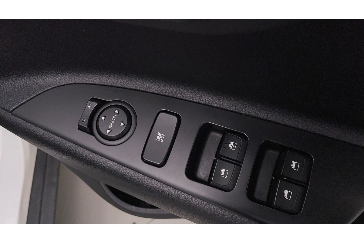 2023 Kia Stonic S YB