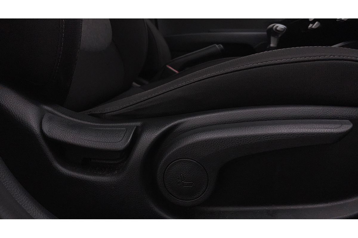2023 Kia Stonic S YB
