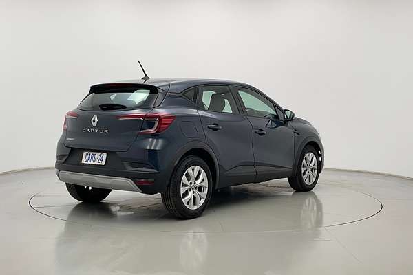 2022 Renault Captur Life XJB