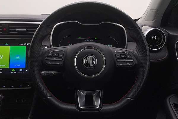 2022 MG ZST Essence