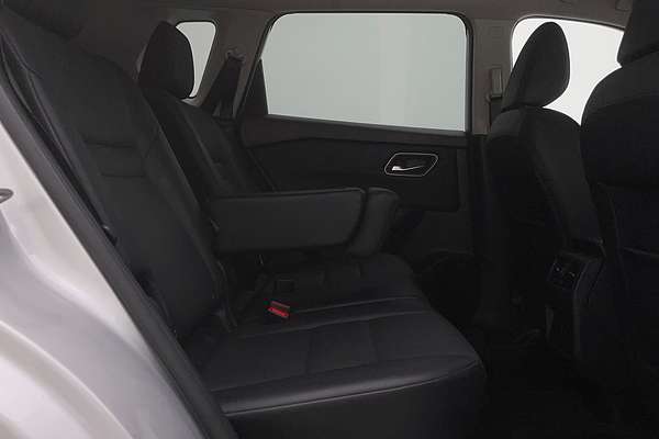 2023 Nissan X-TRAIL ST-L T33