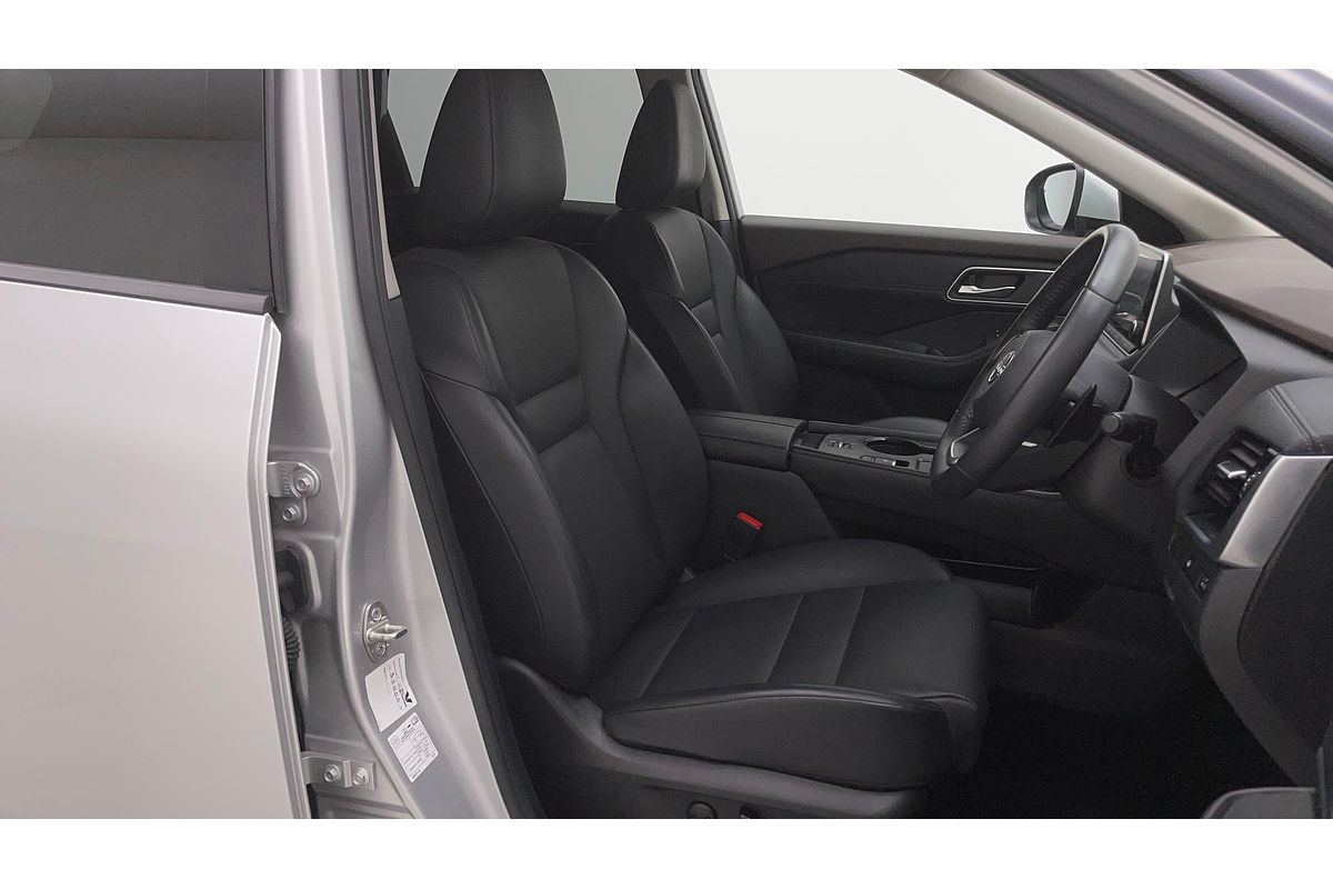 2023 Nissan X-TRAIL ST-L T33