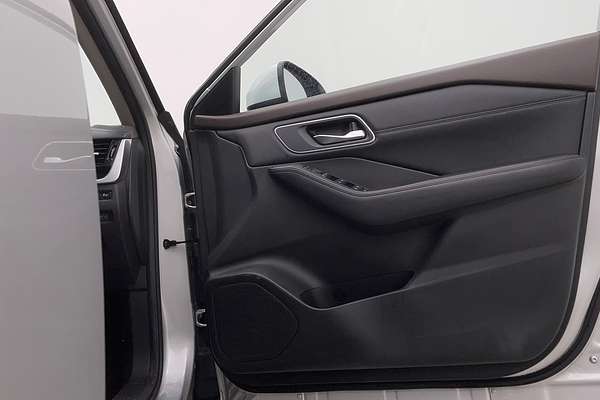 2023 Nissan X-TRAIL ST-L T33