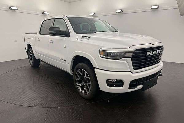 2025 RAM 1500 Laramie Sport Hurricane SO RamBox DT 4X4 SWB