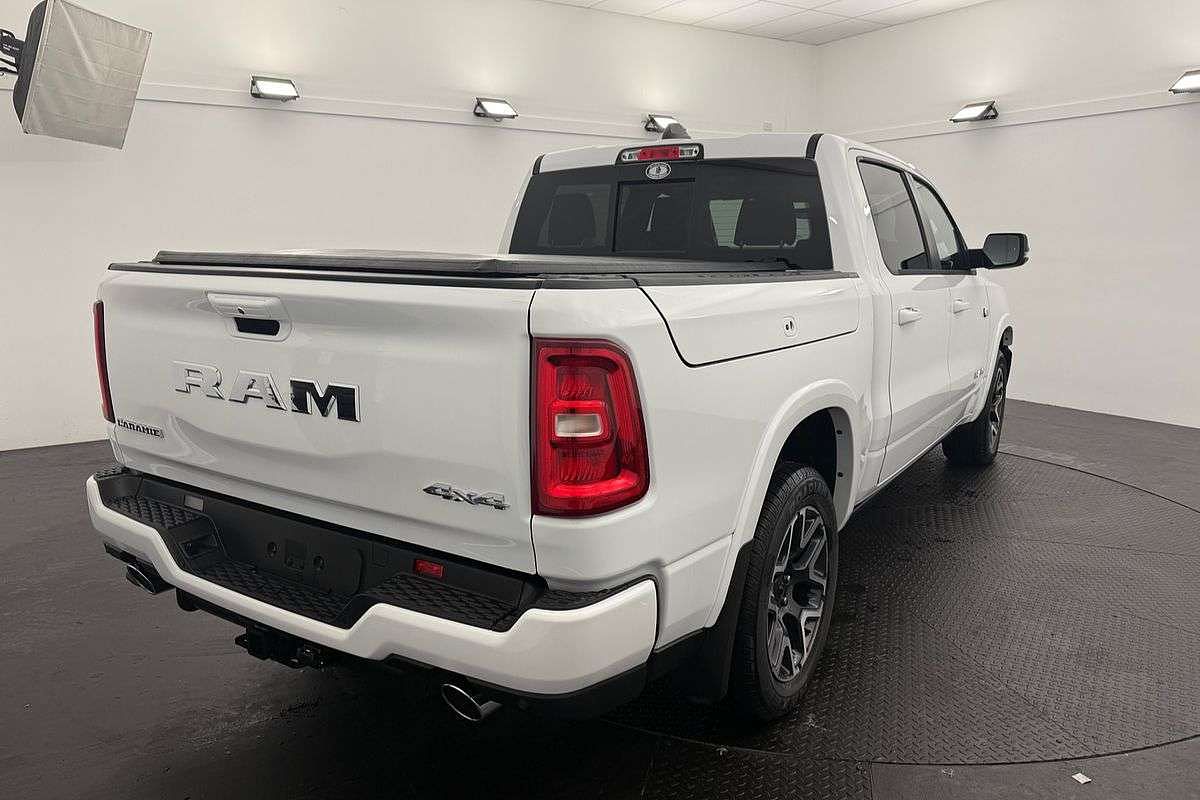 2025 RAM 1500 Laramie Sport Hurricane SO RamBox DT 4X4 SWB