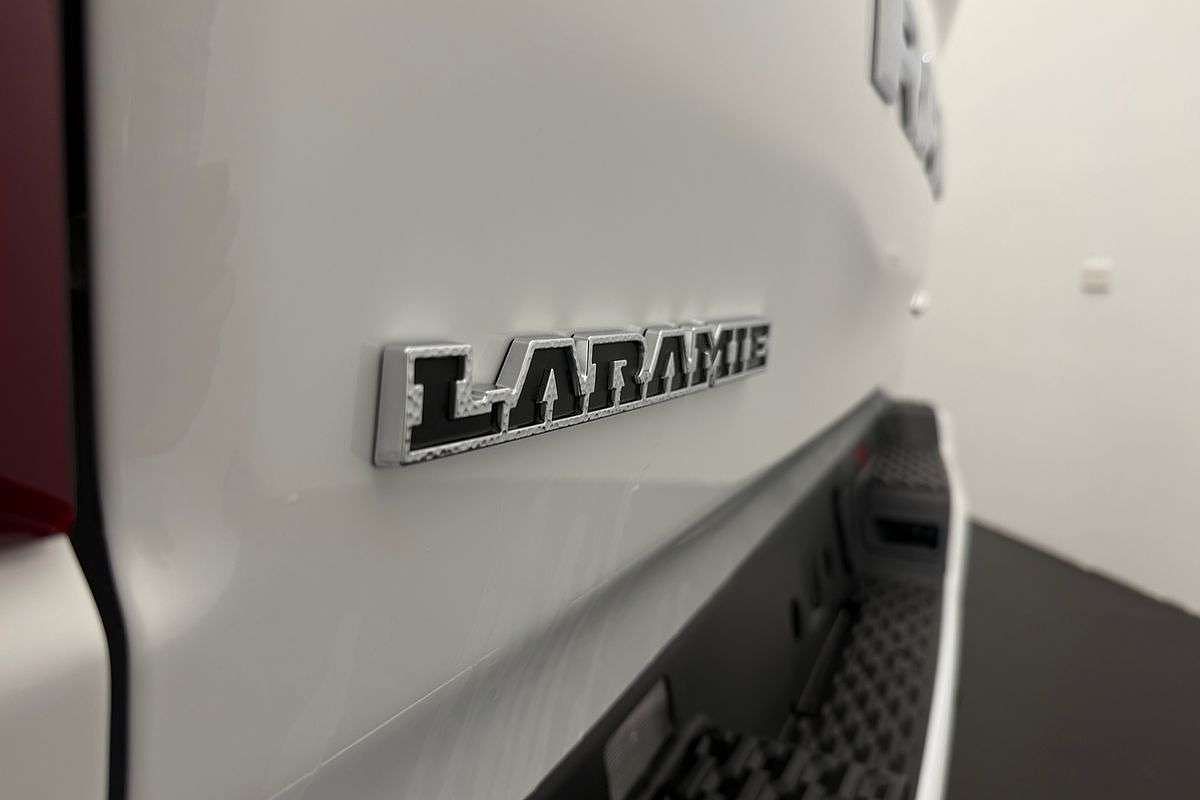 2025 RAM 1500 Laramie Sport Hurricane SO RamBox DT 4X4 SWB