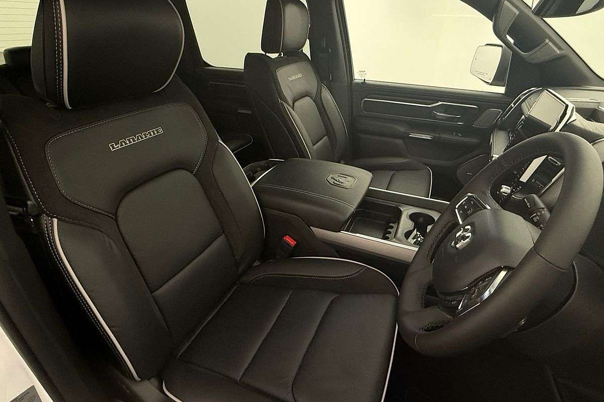 2025 RAM 1500 Laramie Sport Hurricane SO RamBox DT 4X4 SWB