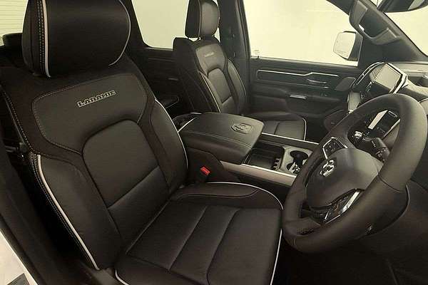 2025 RAM 1500 Laramie Sport Hurricane SO RamBox DT 4X4 SWB