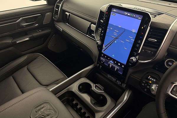 2025 RAM 1500 Laramie Sport Hurricane SO RamBox DT 4X4 SWB
