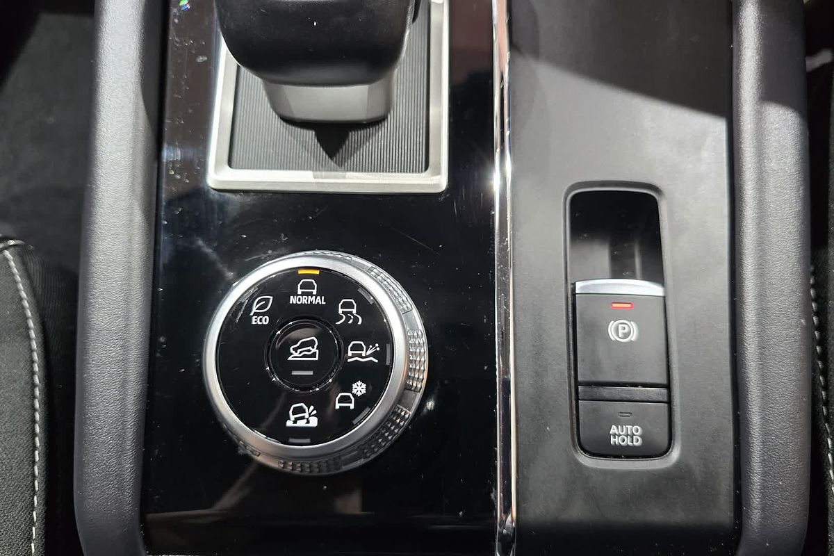2022 Mitsubishi OUTLANDER OUTLANDER LS 7 SEAT (AWD) ZM4L46