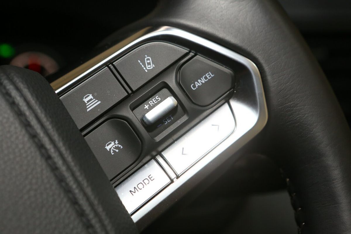 2024 Toyota Landcruiser GXL FJA300R