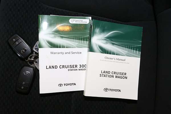 2024 Toyota Landcruiser GXL FJA300R